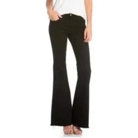 𝅺nwt!! MIDRISE BLACK  FLARE JEAN o2 DENIM - Picture 2 of 9